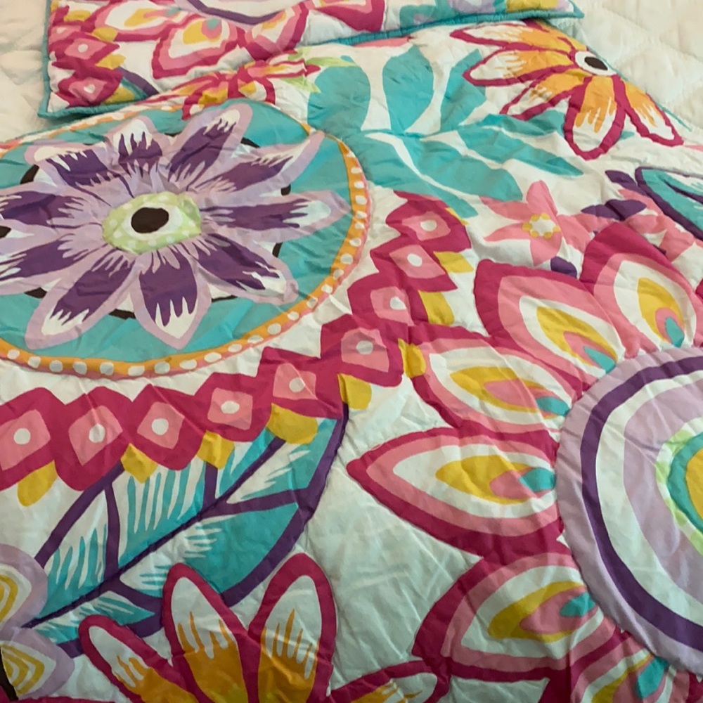 PB teen bedding